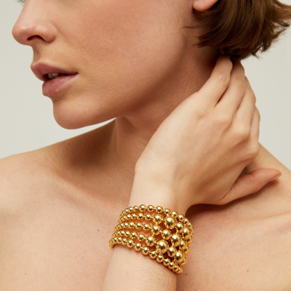 Chic Gold Beaded Bracelet